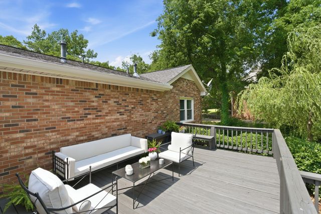 714 Bresslyn Rd, Nashville, TN 37205