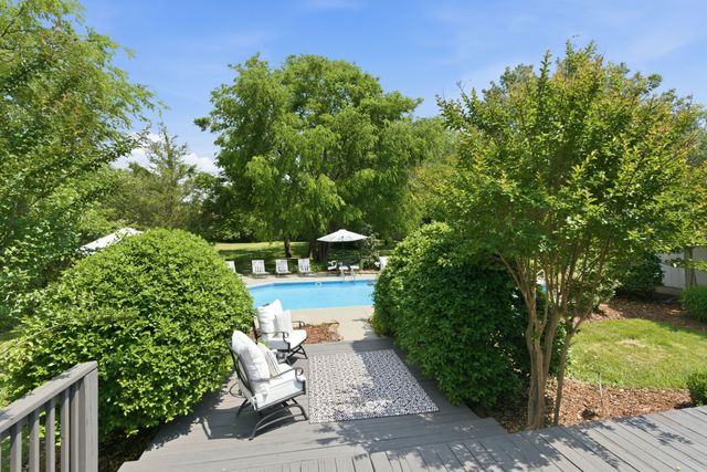 714 Bresslyn Rd, Nashville, TN 37205
