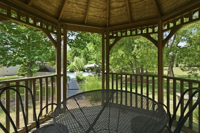 714 Bresslyn Rd, Nashville, TN 37205