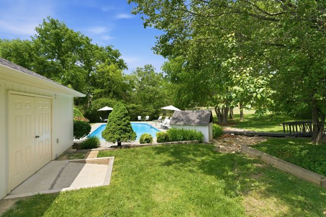 714 Bresslyn Rd, Nashville, TN 37205