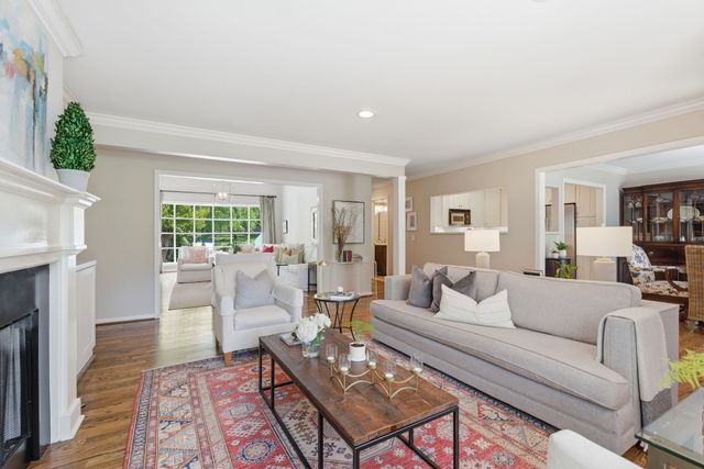 714 Bresslyn Rd, Nashville, TN 37205