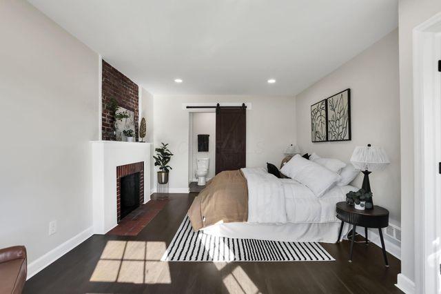 466 S State Street, Westerville, OH 43081