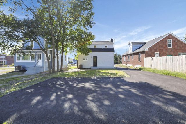 466 S State Street, Westerville, OH 43081