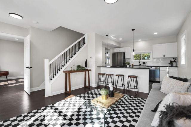 466 S State Street, Westerville, OH 43081