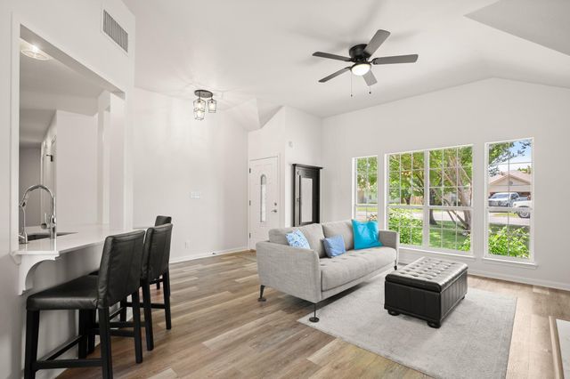 608 Columbine Ave, Cedar Park, TX 78613
