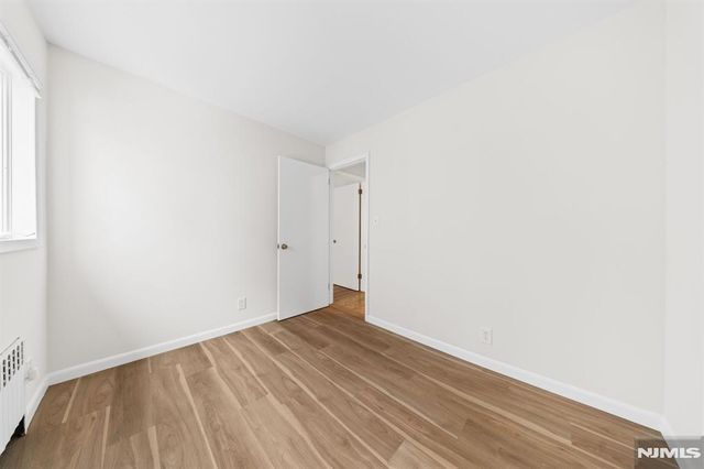 271 Travers Place, Lyndhurst, NJ 07071