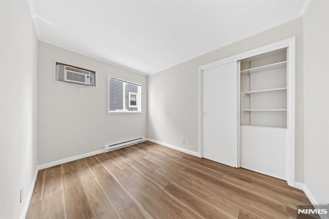271 Travers Place, Lyndhurst, NJ 07071