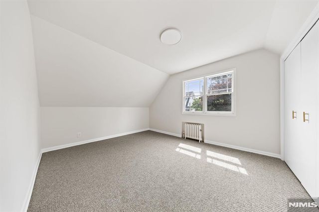 271 Travers Place, Lyndhurst, NJ 07071