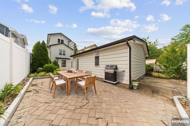 271 Travers Place, Lyndhurst, NJ 07071