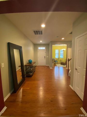 313 Riversville Court, Cary, NC 27519
