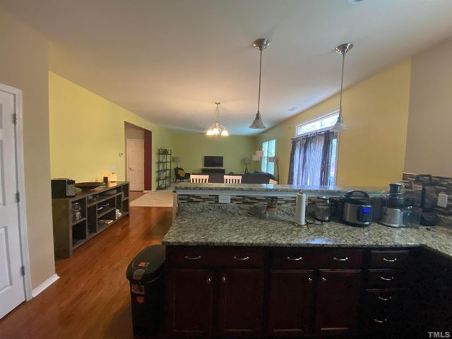 313 Riversville Court, Cary, NC 27519
