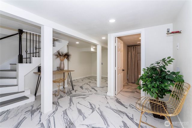 2644 SW 112th Street, Seattle, WA 98146