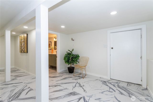 2644 SW 112th Street, Seattle, WA 98146