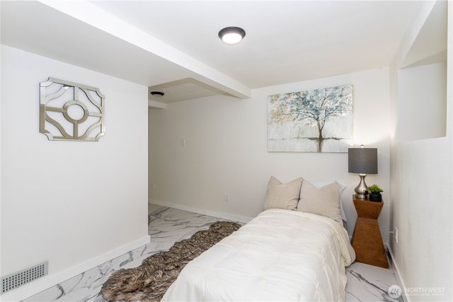 2644 SW 112th Street, Seattle, WA 98146