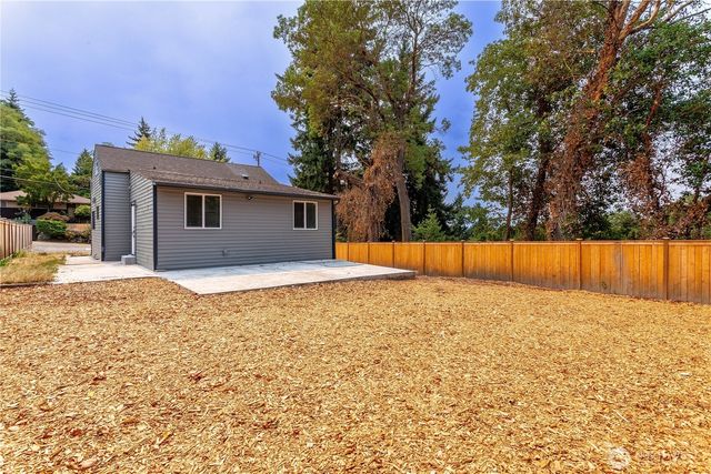 2644 SW 112th Street, Seattle, WA 98146