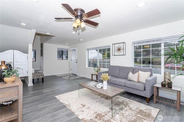 2644 SW 112th Street, Seattle, WA 98146