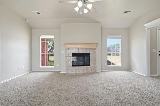 2565 Lynn Lane, Oklahoma City, OK 73120