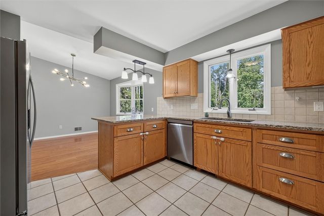 359 Hillside Circle, Macedon, NY 14502