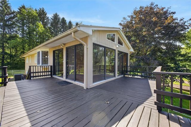 359 Hillside Circle, Macedon, NY 14502