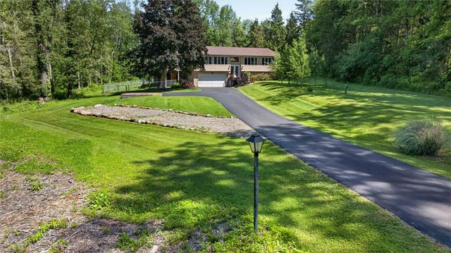 359 Hillside Circle, Macedon, NY 14502