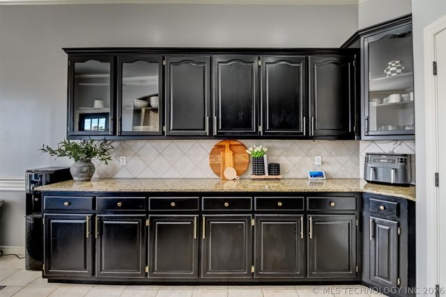 10505 S 217th East Avenue, Broken Arrow, OK 74014