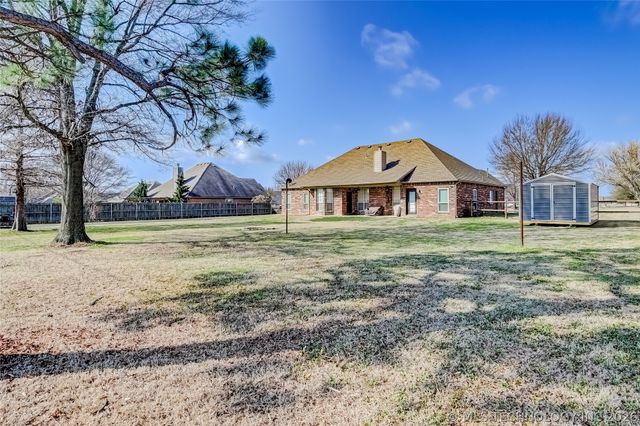 10505 S 217th East Avenue, Broken Arrow, OK 74014