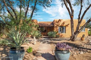 2821 E Lester Street, Tucson, AZ 85716