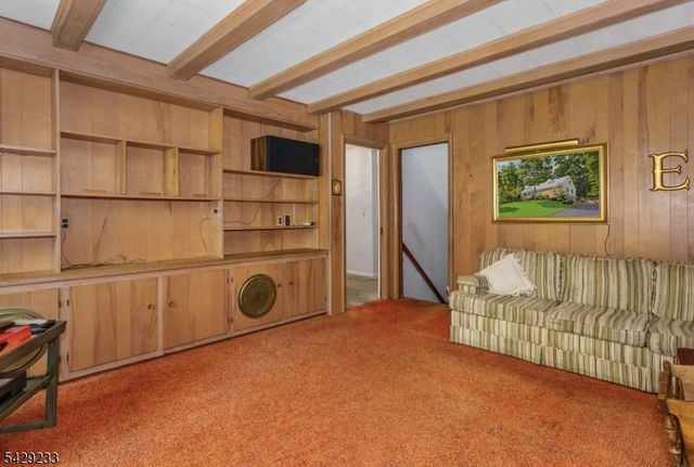 557 Taunton Rd, Wyckoff Twp., NJ 07481