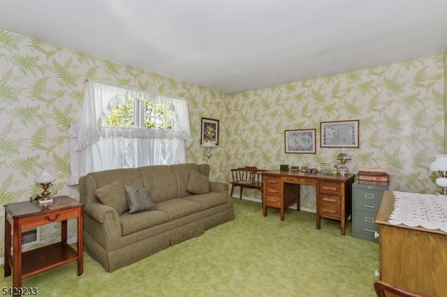 557 Taunton Rd, Wyckoff Twp., NJ 07481