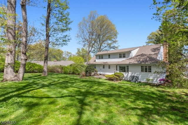 557 Taunton Rd, Wyckoff Twp., NJ 07481
