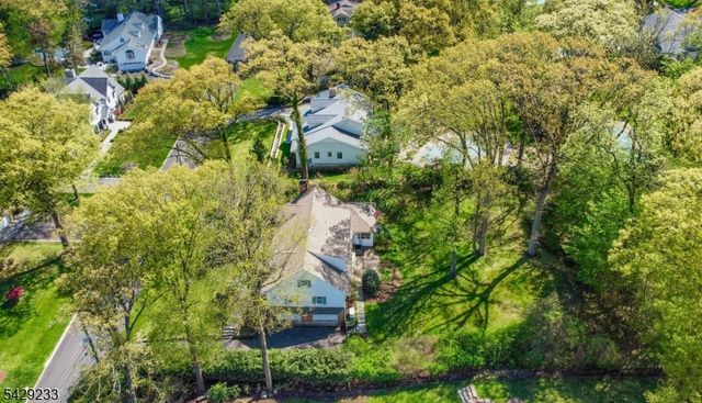557 Taunton Rd, Wyckoff Twp., NJ 07481