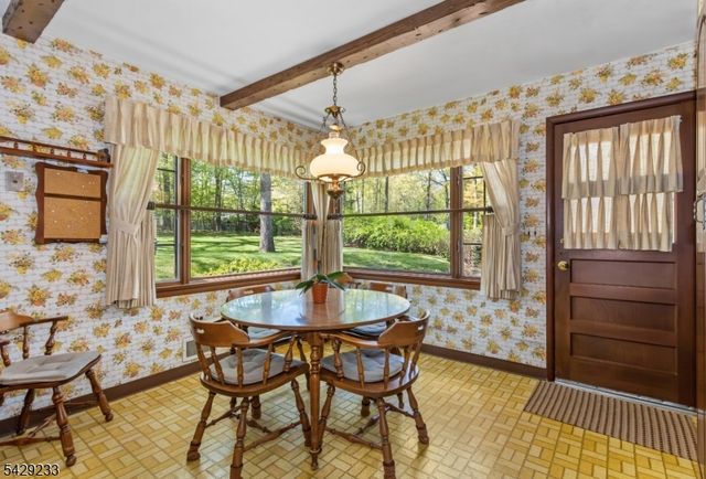 557 Taunton Rd, Wyckoff Twp., NJ 07481