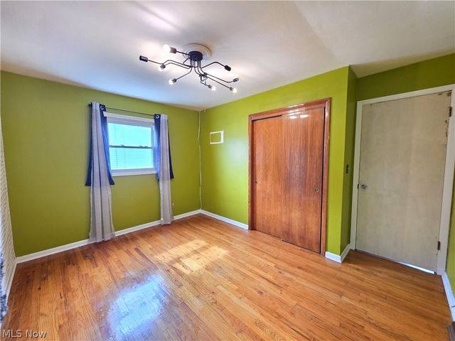 3205 Starlite Drive NW, Warren, OH 44485