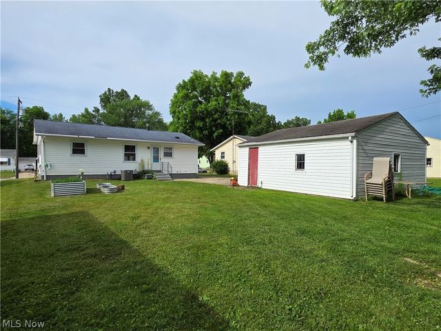 3205 Starlite Drive NW, Warren, OH 44485