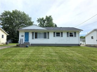 3205 Starlite Drive NW, Warren, OH 44485
