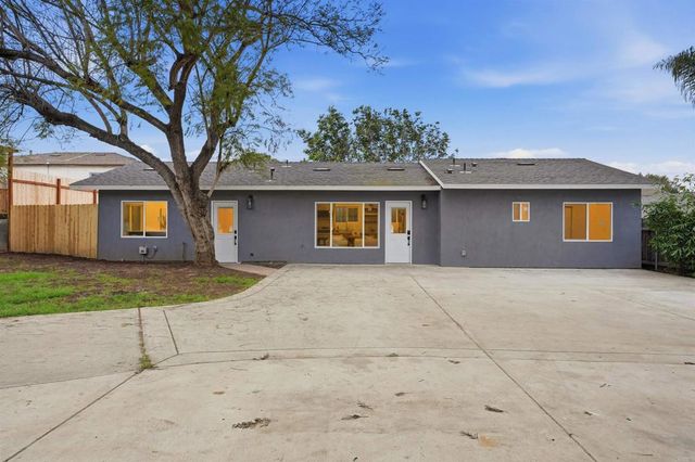 462 464 Emerson Street, Chula Vista, CA 91911