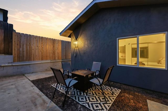 462 464 Emerson Street, Chula Vista, CA 91911