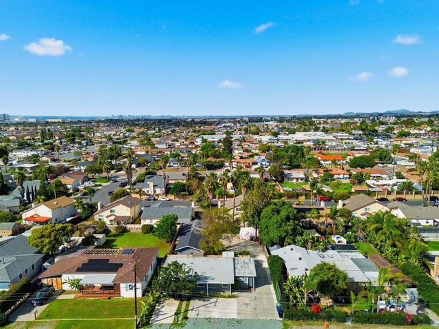 462 464 Emerson Street, Chula Vista, CA 91911