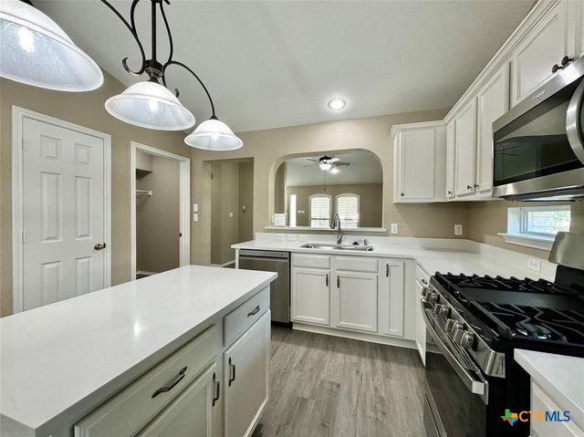 1609 Colorado Bend Drive, Cedar Park, TX 78613