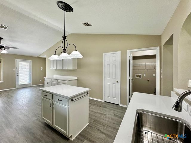 1609 Colorado Bend Drive, Cedar Park, TX 78613