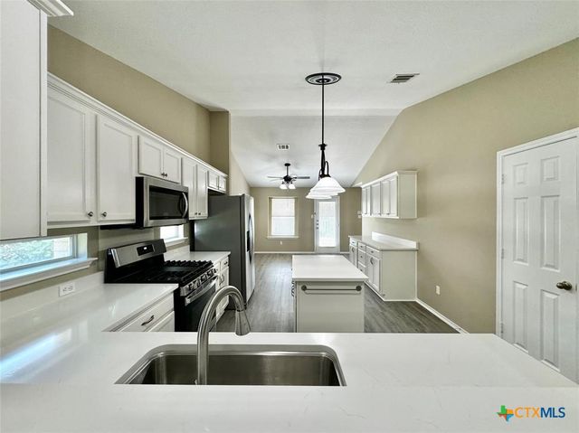 1609 Colorado Bend Drive, Cedar Park, TX 78613