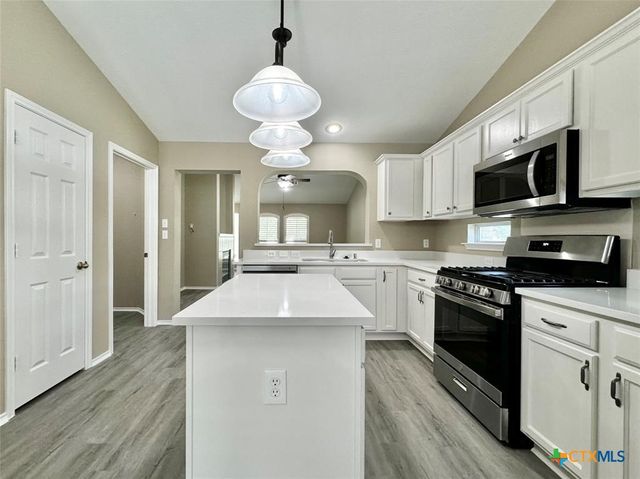 1609 Colorado Bend Drive, Cedar Park, TX 78613