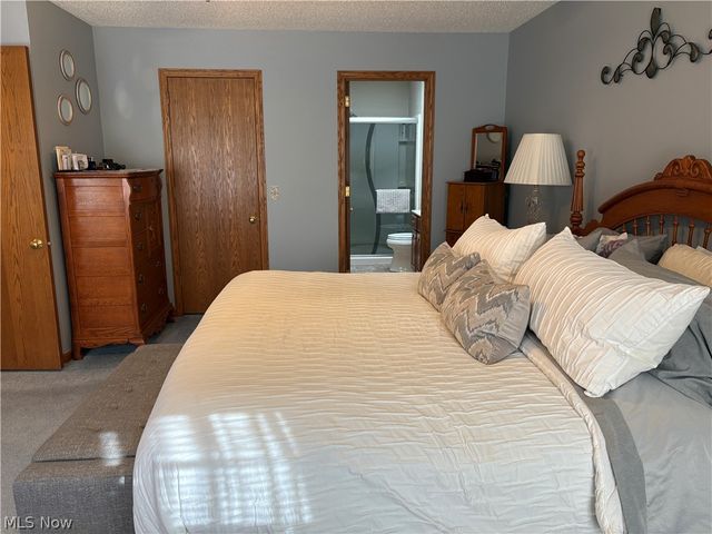 5554 Ashbrook Street, Louisville, OH 44641