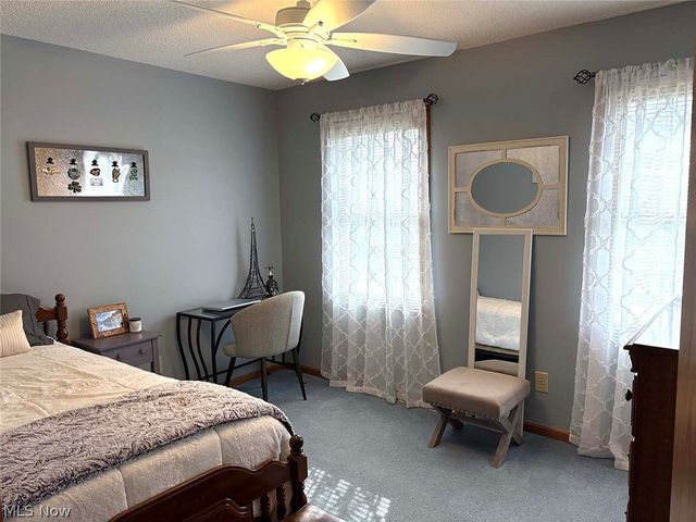 5554 Ashbrook Street, Louisville, OH 44641