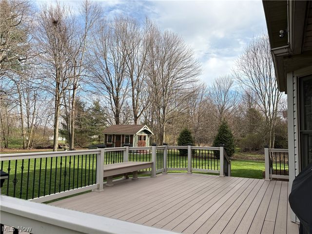 5554 Ashbrook Street, Louisville, OH 44641