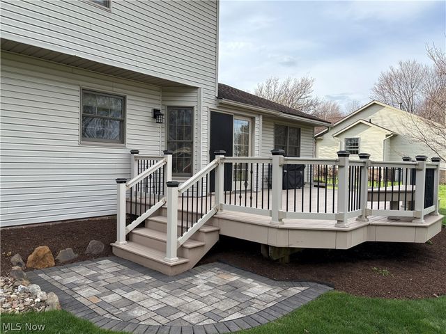 5554 Ashbrook Street, Louisville, OH 44641