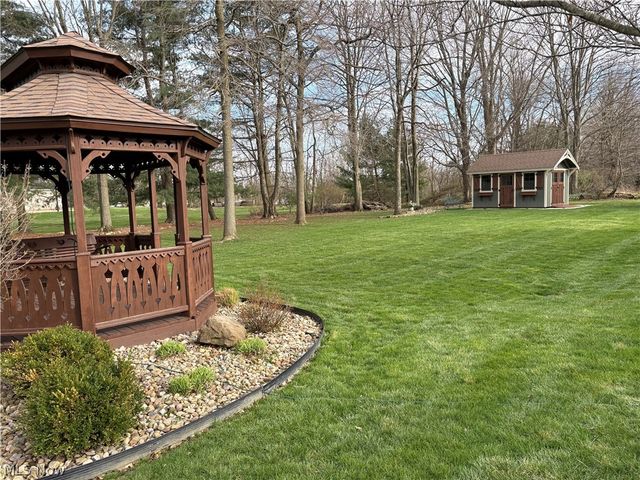 5554 Ashbrook Street, Louisville, OH 44641