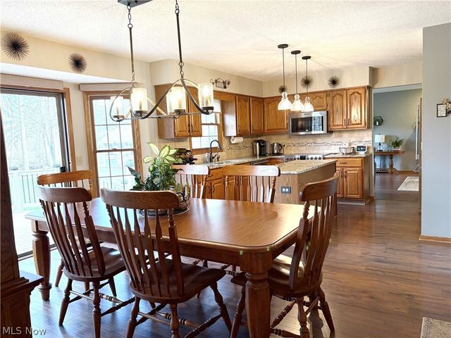 5554 Ashbrook Street, Louisville, OH 44641