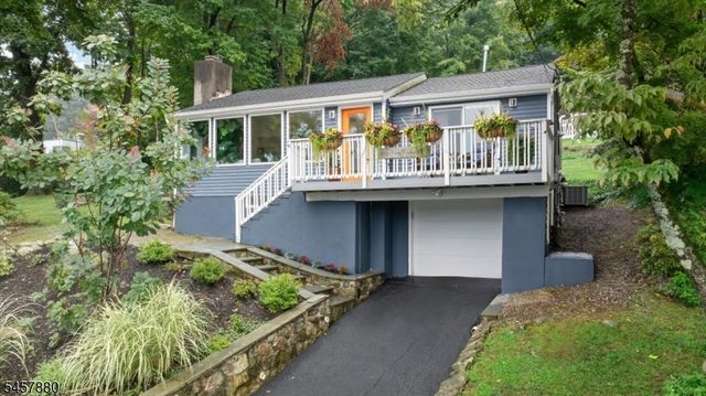 43 Birch Pkwy, Byram Twp., NJ 07871
