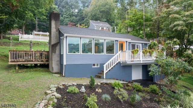 43 Birch Pkwy, Byram Twp., NJ 07871